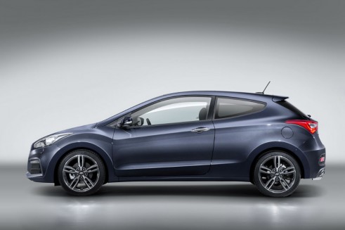 2014 Hundai i30 side turbo - carwitter
