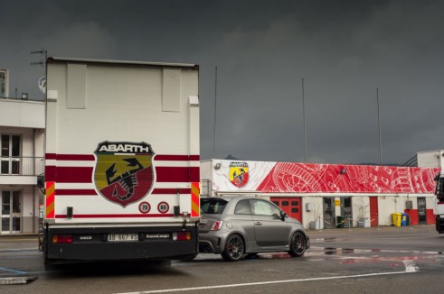 Abarth 695 Biposto 2 - carwitter