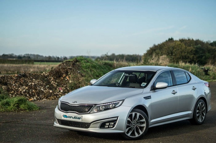 2015 Kia Optima - Front Angle - Carwitter