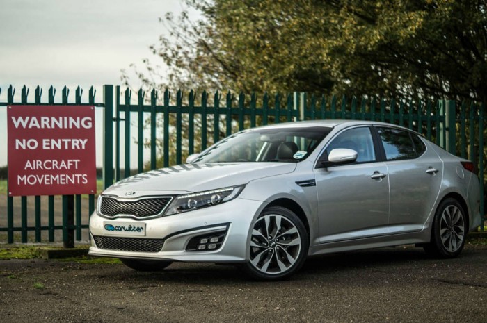 2015 Kia Optima - Front Main - Carwitter