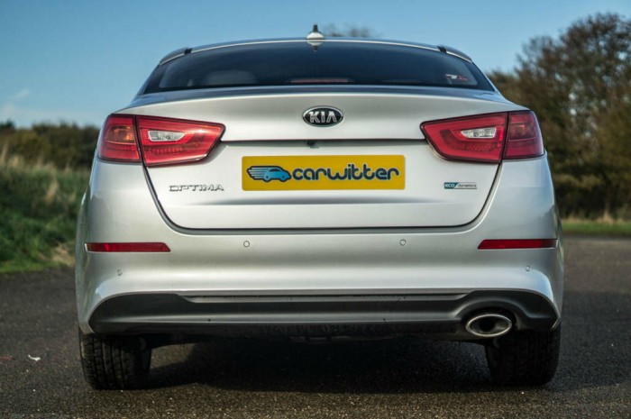 2015 Kia Optima - Rear - Carwitter