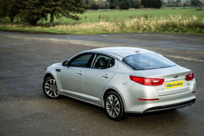 2015 Kia Optima - Side Angle - Carwitter
