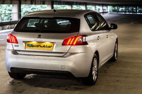 2015 Peugeot 308 1.2 THP - Rear Angle - Carwitter