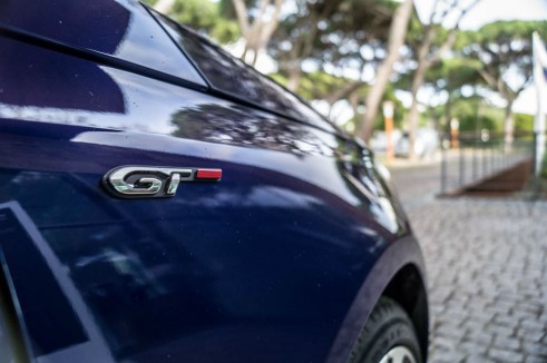 2015 Peugeot 308 GT Review - GT Badge Blue - Carwitter