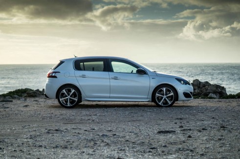 2015 Peugeot 308 GT Review - Side - Carwitter
