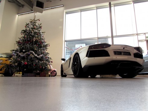Lamborghini,Aventador,Christmas,Macari