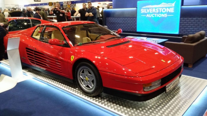 London Classic Car Show Testarossa - carwitter