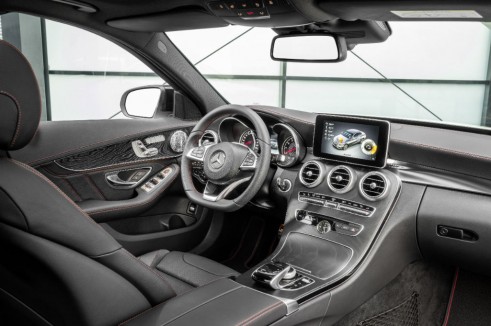 Mercedes C450 AMG Sport interior - carwitter