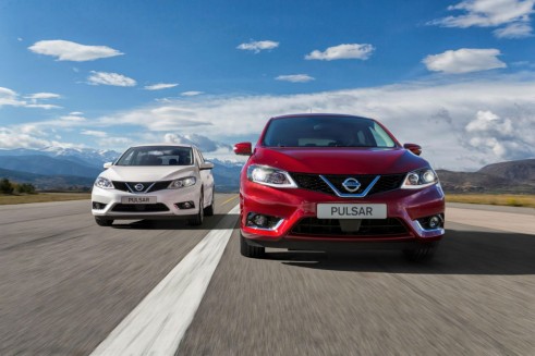 Nissan Pulsar DIG-T 190 - Front - Carwitter