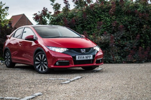 2015 Honda Civic 1.6 iDtec Review - Front Angle Low - Carwitter