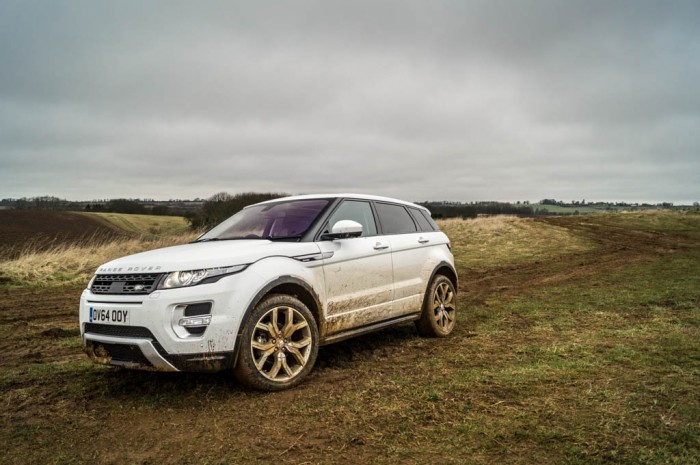 2015 Range Rover Evoque Autobiography 4WD Review - Muddy - Carwitter