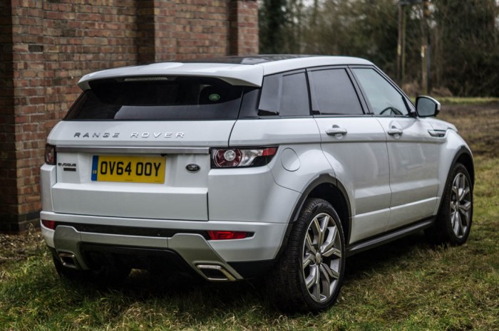 2015 Range Rover Evoque Autobiography 4WD Review - Rear Angle Close - Carwitter