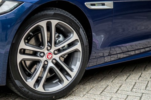 Jaguar XE Review UK First Drive - Alloys - carwitter