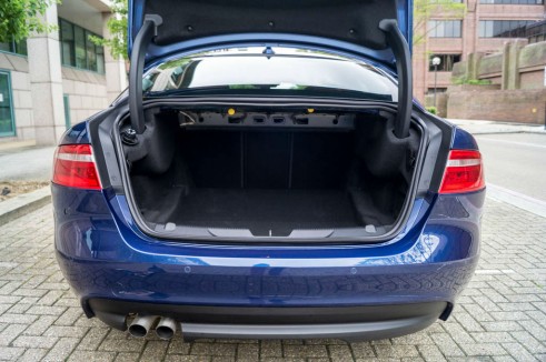 Jaguar XE Review UK First Drive - Boot - carwitter