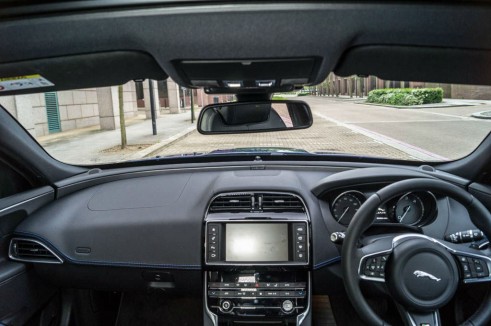 Jaguar XE Review UK First Drive - Dashboard High - carwitter