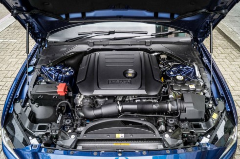 Jaguar XE Review UK First Drive - Engine Bay - carwitter