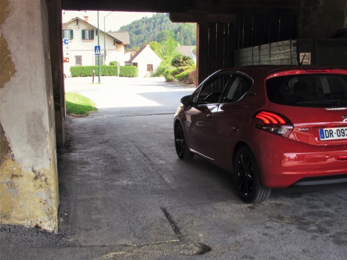 Peugeot,208,Facelift,2015,Carwitter5