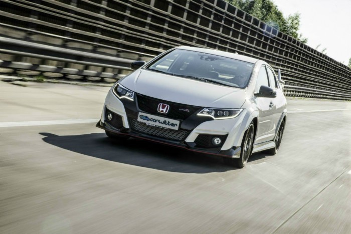 2015 Honda Civic Type R - Front Tracking - carwitter