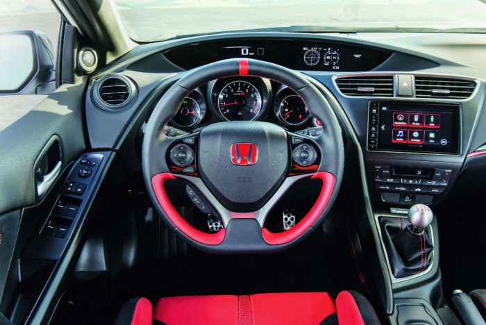 2015 Honda Civic Type R -Steering Wheel - carwitter
