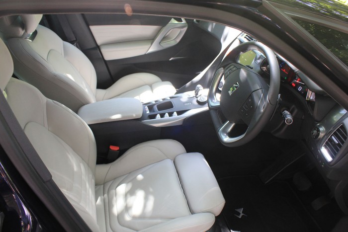 DS-5-Review-UK-First-Drive-Hybrid-Interior-Front