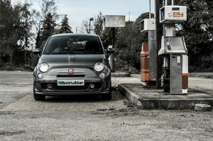 Fiat Abarth 500 595 Review - Front Scene - carwitter