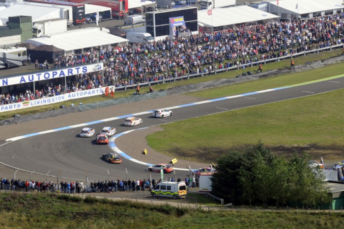 BTCC 15 Knock Action
