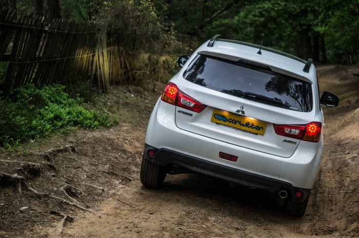 2015 Mitsubishi ASX 4WD - Rear Angle - carwitter
