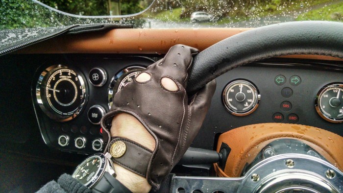 Southcombe Cooper Driving Gloves Review 4 - Carwitter