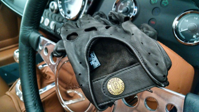 Southcombe Cooper Driving Gloves Review 5 - Carwitter