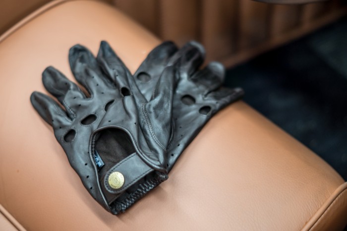 Southcombe Cooper Driving Gloves Review 6 - Carwitter