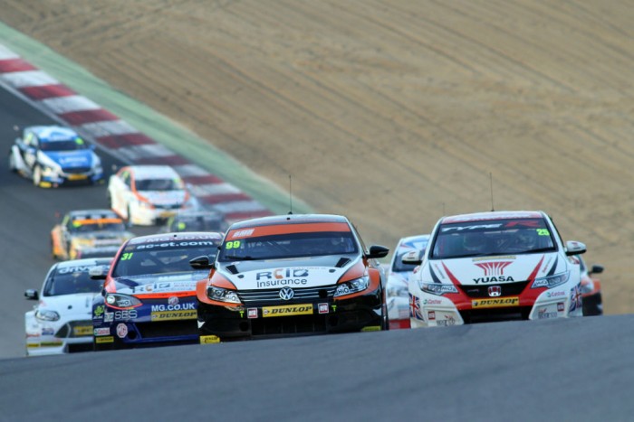 BTCC 15 B Hatch GP Action