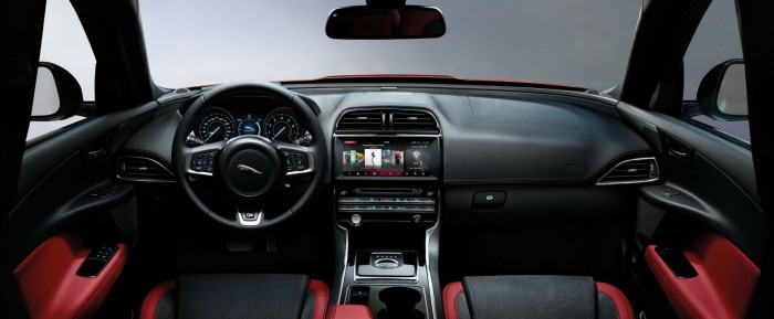 2017 Jaguar XE - Dashboard Interior - carwitter