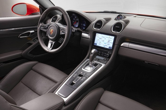 2016 Porsche 718 Boxster S - Dashboard Interior - carwitter