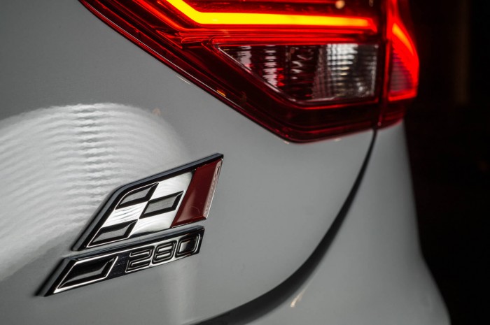 SEAT Leon Cupra 280 Review - 280 Rear Badge - carwitter