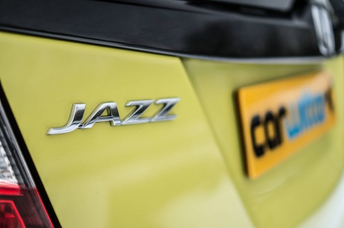 2016 Honda Jazz Review - Jazz Badge - carwitter