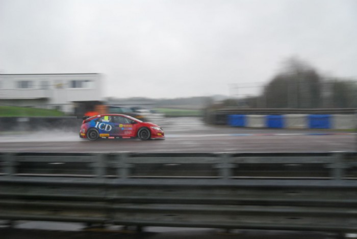 BTCC 16 Test Thrux Jeff Smith Wet Honda