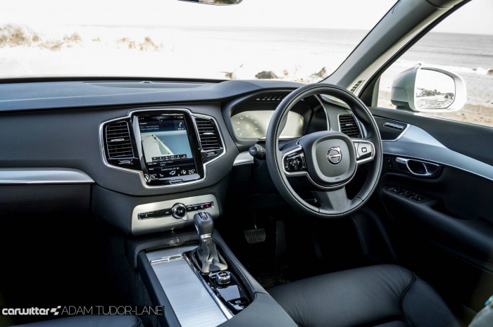 2016 Volvo XC90 D5 Review - Dashboard - carwitter