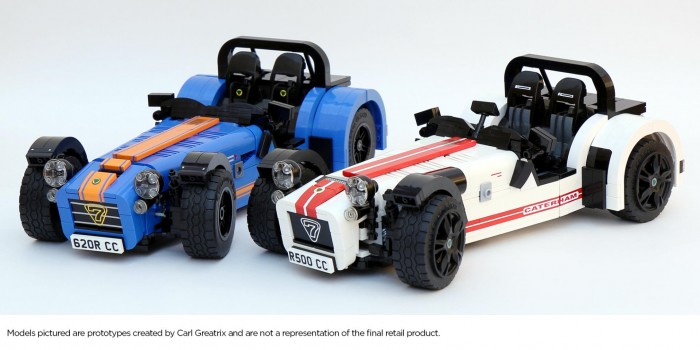 Caterham Seven 7 LEGO Model - White Blue - carwitter
