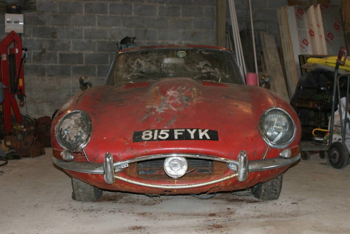 Coys Jaguar E-Type Auction Frank Riches 2016 - carwitter