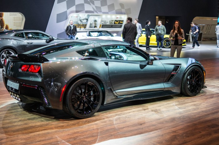 Geneva Motor Show 2016 - Chevrolet Corvette Grand Sport - Side - carwitter