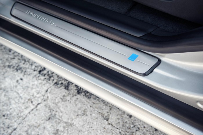 Polestar Styling Parts Doorsill - carwitter