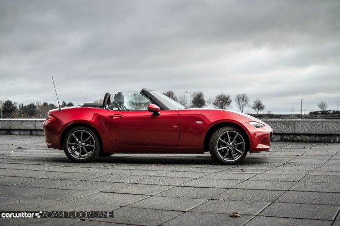 2016 Mazda MX5 160 PS Review -Side Scene Low - carwitter