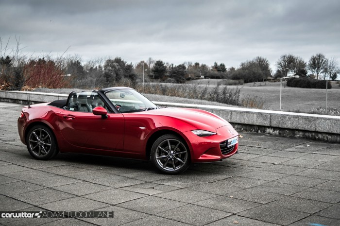 2016 Mazda MX5 160 PS Review -Side Scene - carwitter
