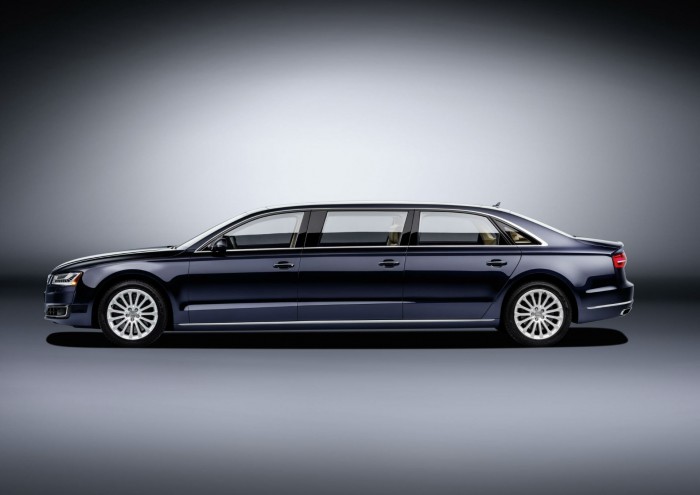 Audi A8 L extended - Side - carwitter