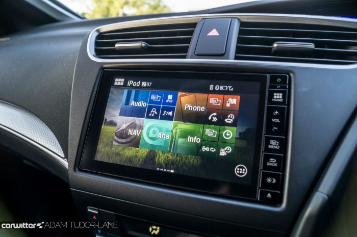2016 Honda Civic Sport Review 1.6 iDTEC - Infotainment - carwitter