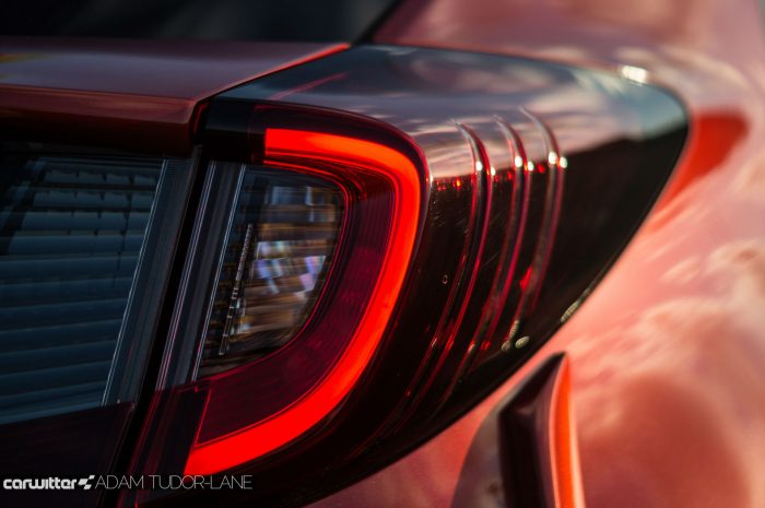 2016 Honda Civic Sport Review 1.6 iDTEC - Rear Lights - carwitter