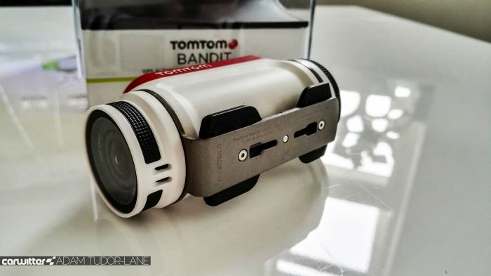 2016 TomTom Bandit Review - Click Mounting - carwitter
