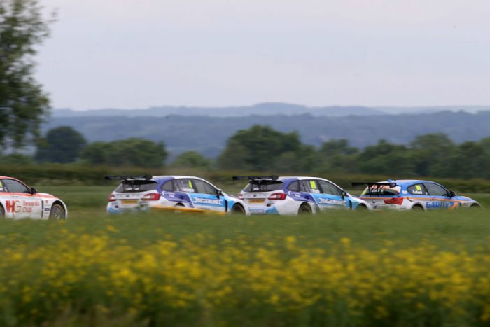 BTCC 2016 Croft Subaru Clash