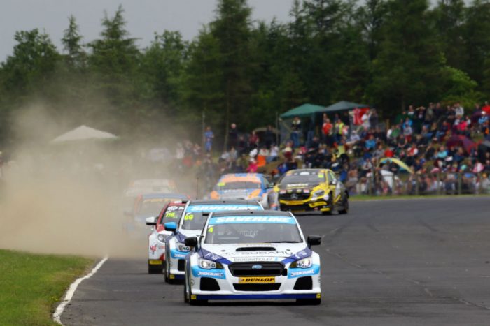 BTCC 2016 Croft Turkington Subaru Levorg