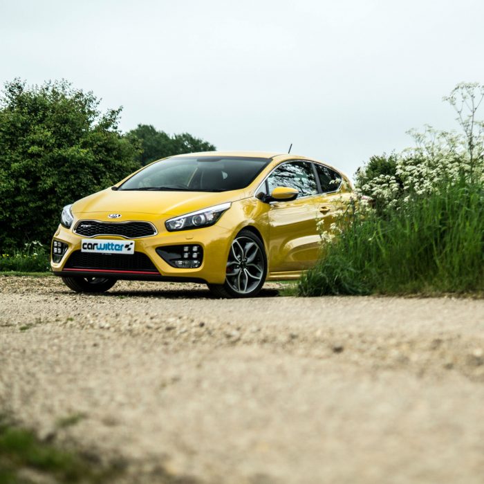 2016 KIA Pro Ceed GT Review - Front Low - carwitter